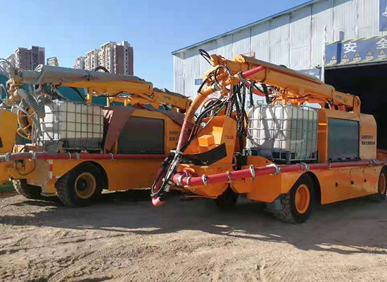 3016混凝土濕噴臺車施工現場